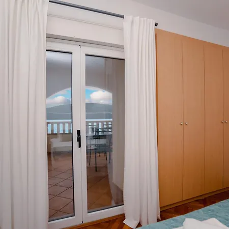 Apartament Hema *
