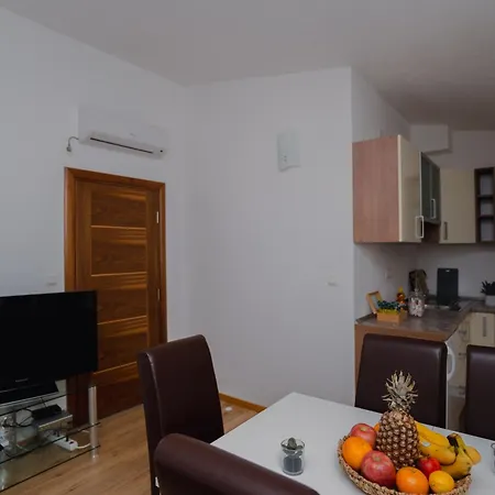 Apartman Hema *