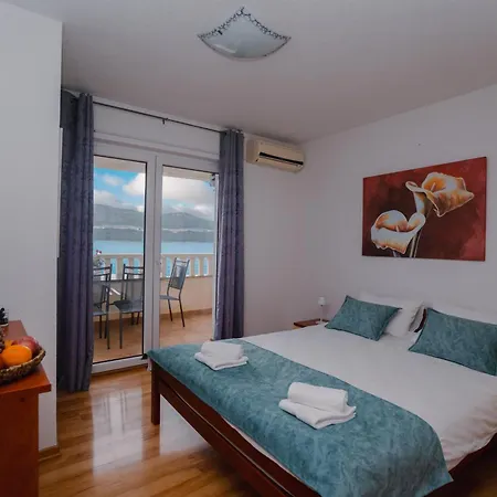 Apartman Hema *