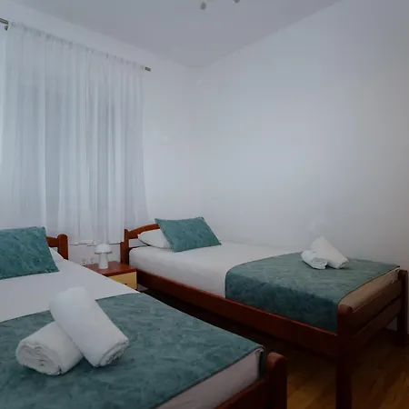 Hema Apartman *